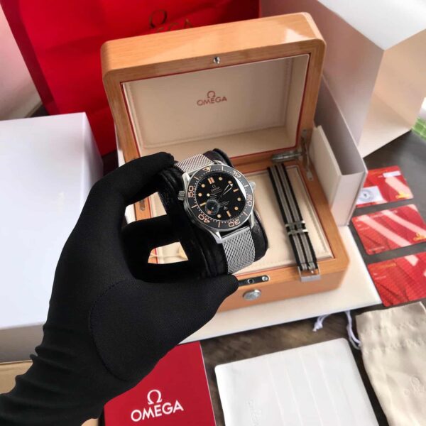 Omega Co‑Axial Master Chronometer 42 mm 007 Jeams Bond Edition Swiss ETA Movement