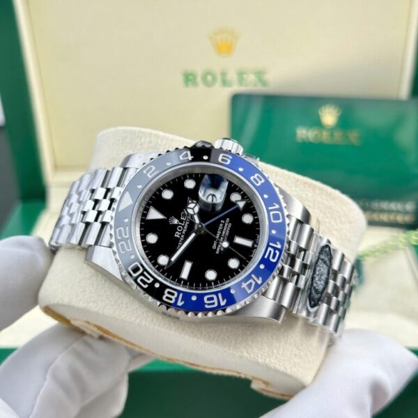 1750588444-185-2-768x768 Rolex GMT-Master II Batgirl Black Dial Super Clone