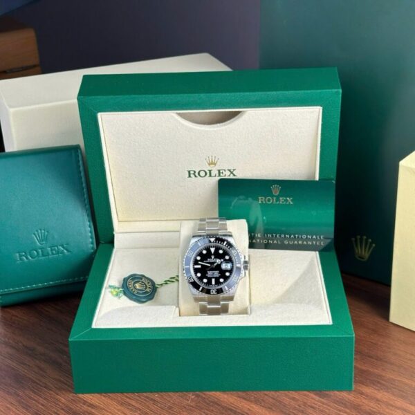 1750589324-515-9-768x768 Rolex Submariner Black Dial 40mm Oyster Super Clone