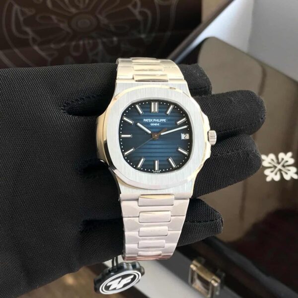 8ab0b70c-0e4b-4934-b727-f1d4d9a49255-compressed Patek Philippe Nautilus 5711/1R Superclone Automatic Mens Watch